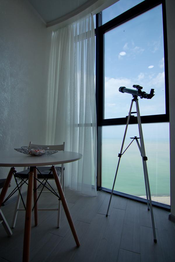Апартаменты - Первая Линия! Batumi Exterior photo